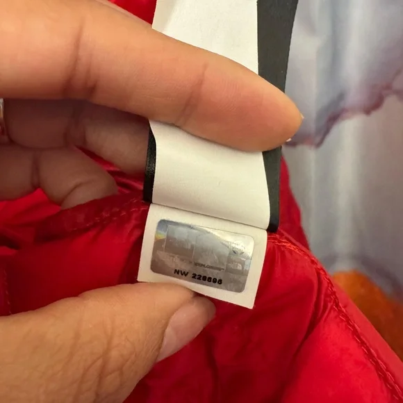The North Face Men's Thermoball Red Puffer Jacket Full Zip Size: M - Picture 13 of 14